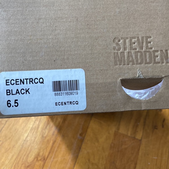 Steve Madden black slip on shoes nwt - Picture 10 of 11